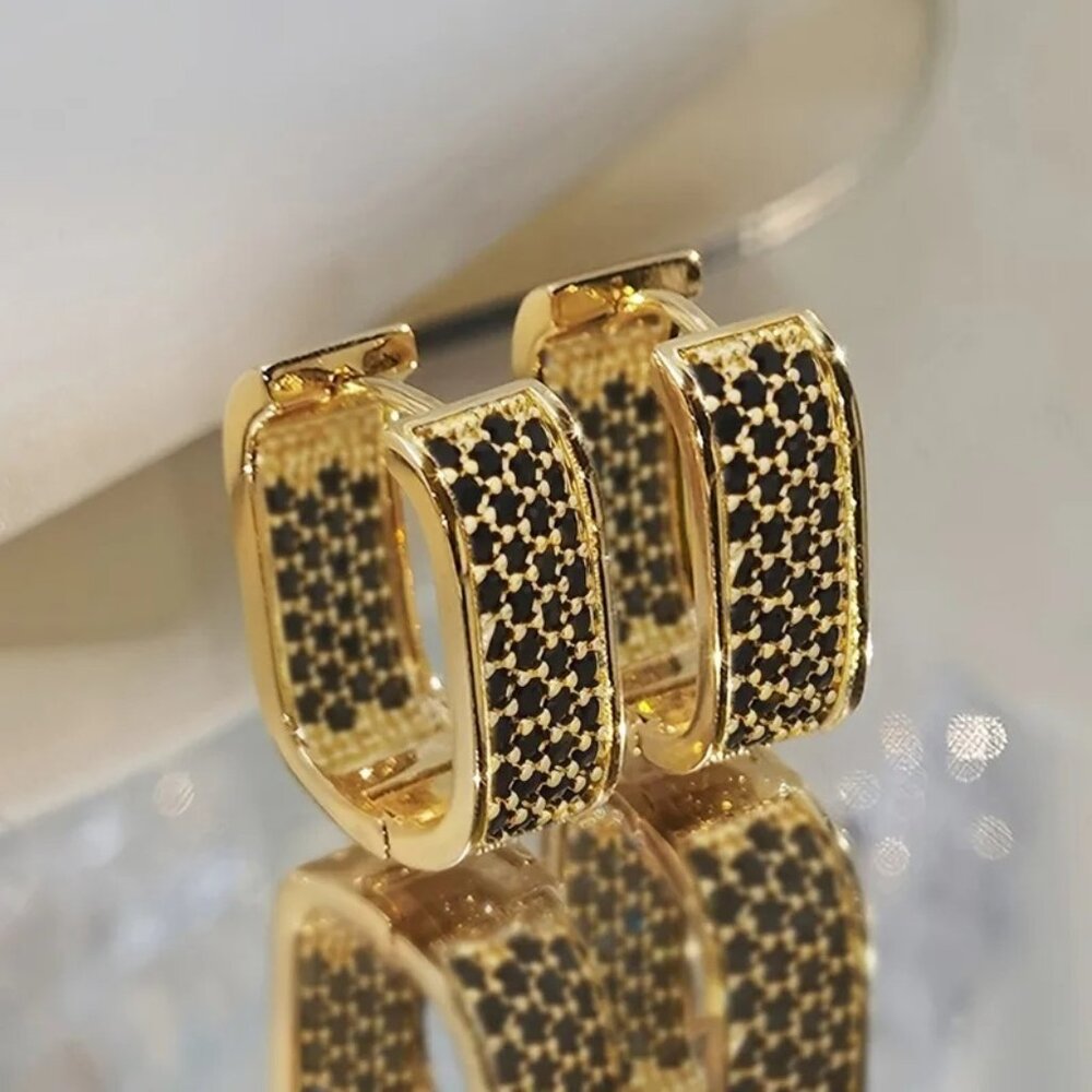 2/$24 Shiny U Shape Black Stone Gold Earrings - Picture 1 of 6